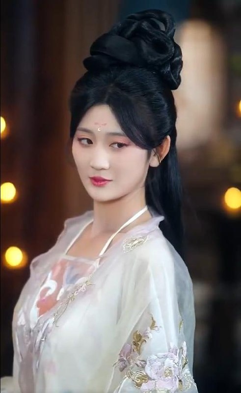 觉醒后，她飒爆校园(52集)杨珊子＆