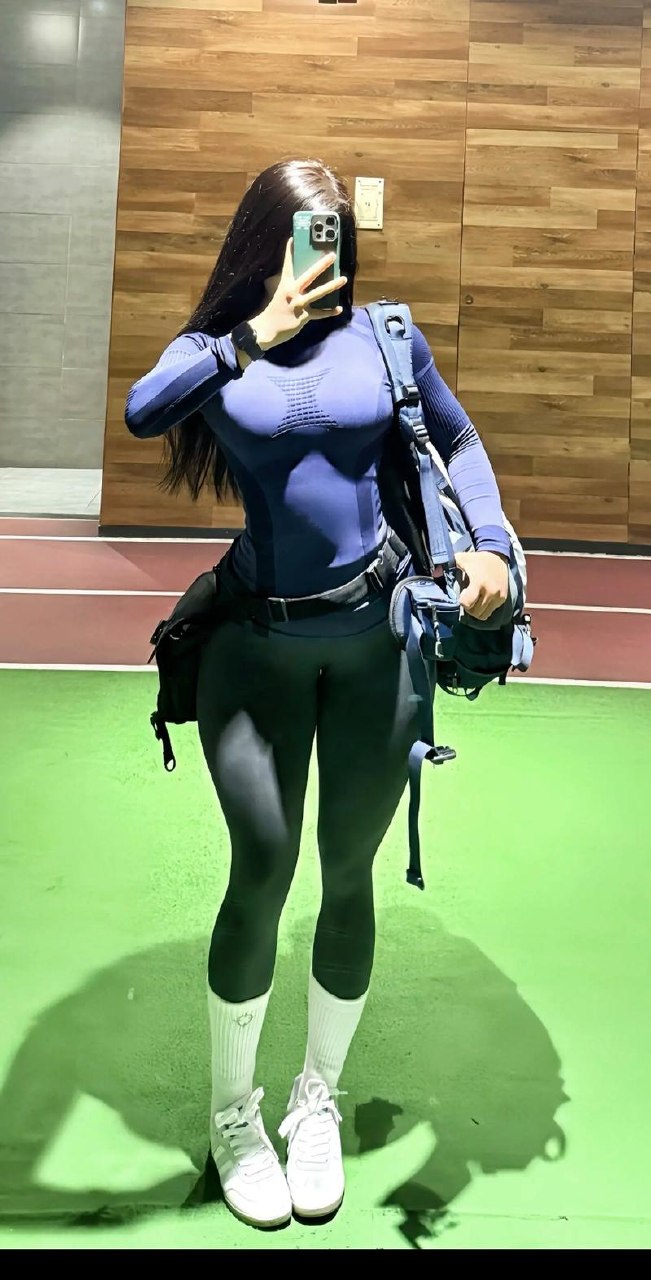 某美女号大佬出品：美女AI健身短视频